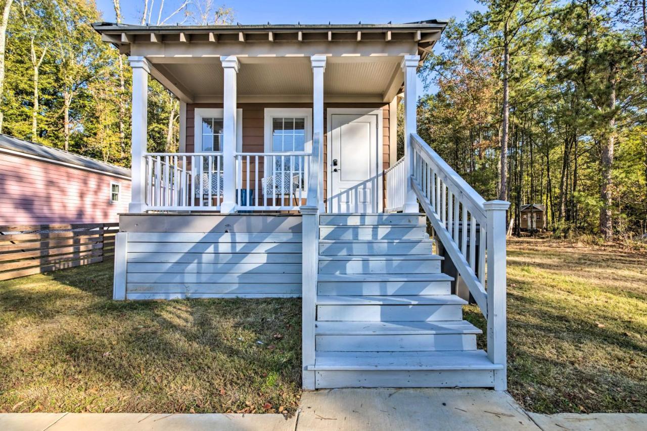 Chic Cottage Retreat With Grill, 2 Mi To Msu! ستاركفيل المظهر الخارجي الصورة