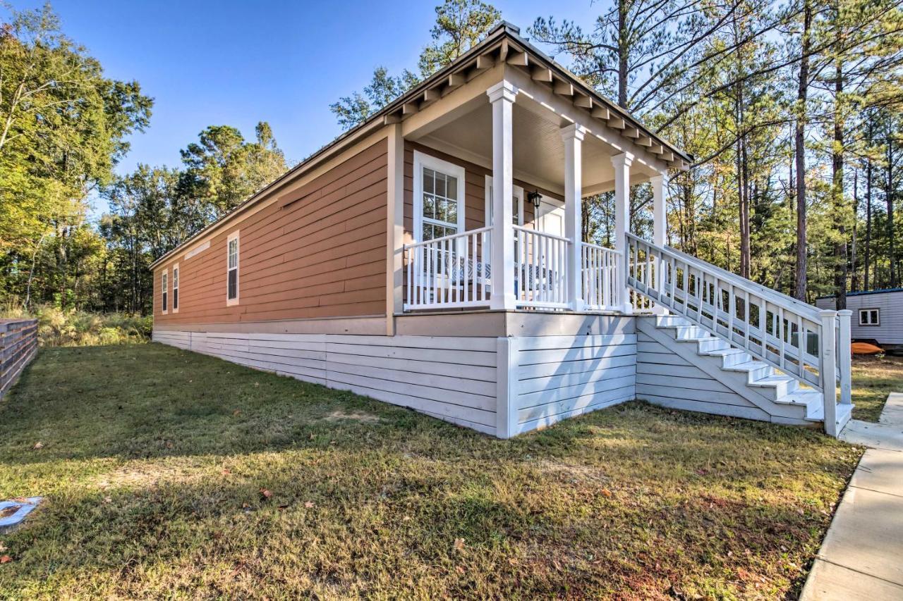 Chic Cottage Retreat With Grill, 2 Mi To Msu! ستاركفيل المظهر الخارجي الصورة